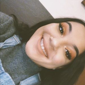 Meet your Posher, Annelise